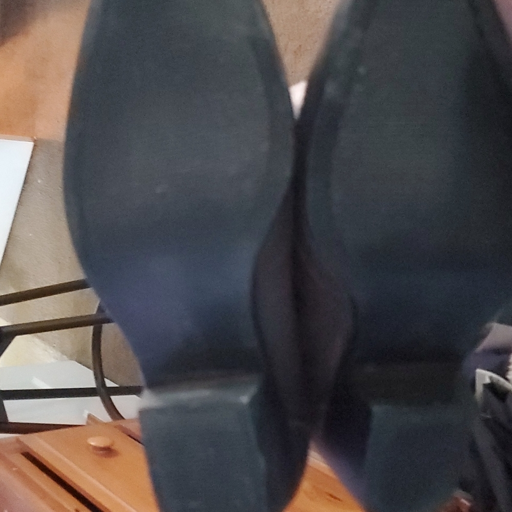 Boots - Picture 5 of 5